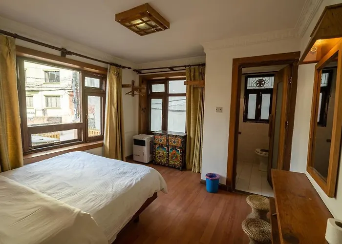 Ganesh Himal 3*